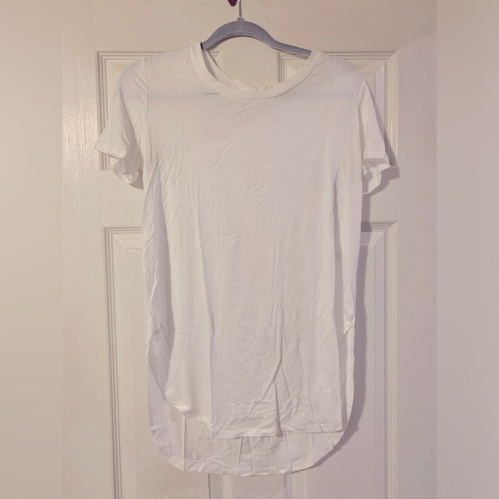 Carly Jean basic white t shirt